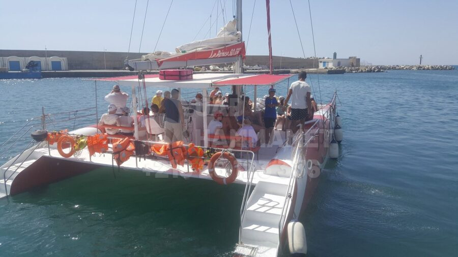 Location de Catamaran Privé à Hammamet Tunisie Location de Catamaran Privé à Hammamet Tunisie